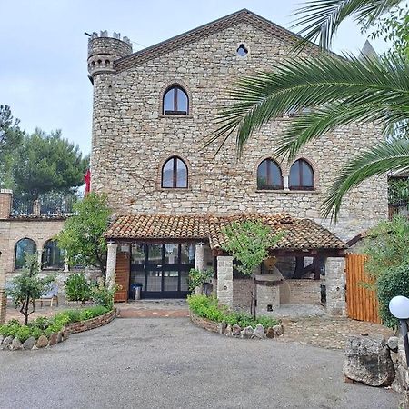 Hotel Lo Smeraldo Roccavivara Екстер'єр фото